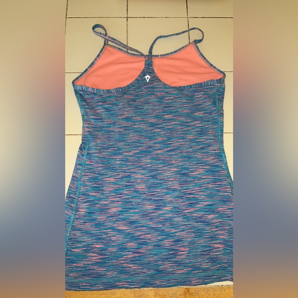 Ivivva tank top